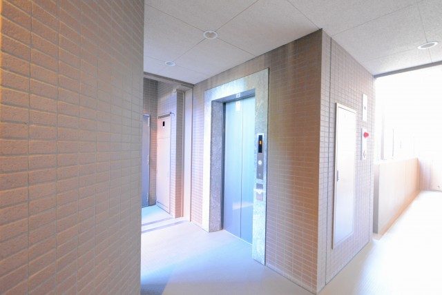 トーシンフェニックス上野毛 エントランス