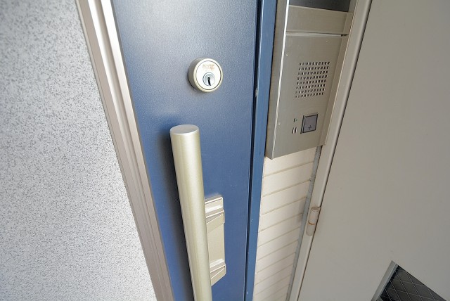 入谷アムフラット 玄関