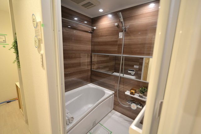 メゾンド―ル代々木 バス