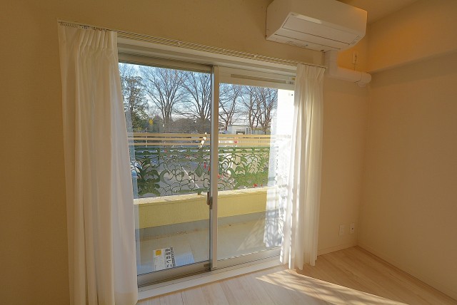 上高井戸第二ハイホーム 洋室①バルコニー