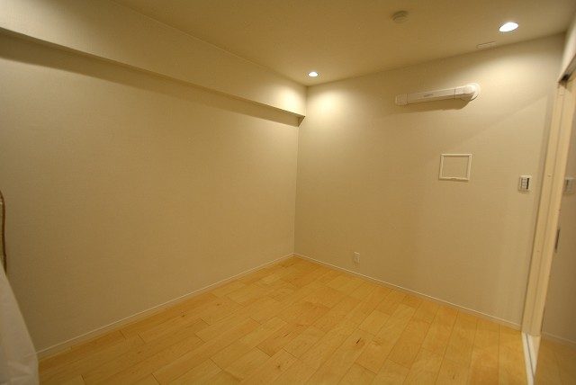 ヴィラロイヤル東中野 洋室S