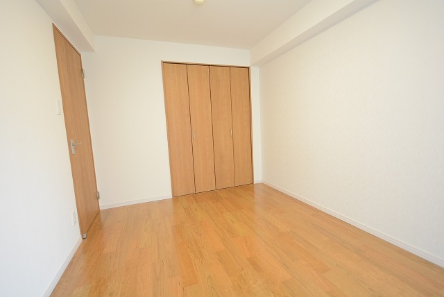 グランベル上野の杜 洋室6.4