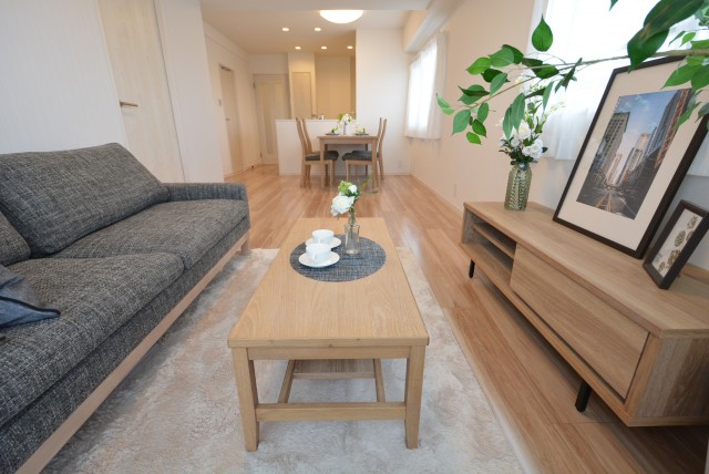 ダイアパレス自由が丘 リビング・ダイニング