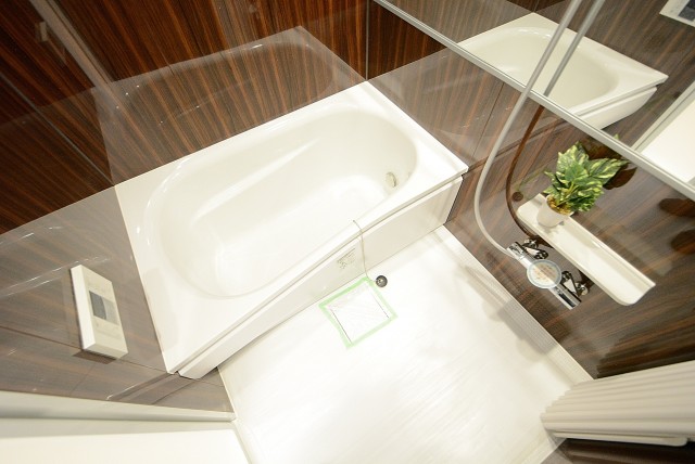 秀和大森レジデンス バス