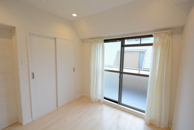 ダイアパレス中野本町 洋室2