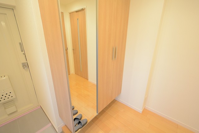 ニックハイム砧 玄関
