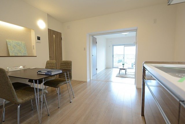 給田西住宅 LD～洋室①