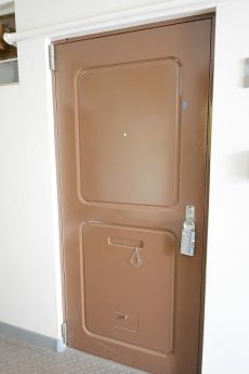 ヴィラロイヤル東中野 玄関