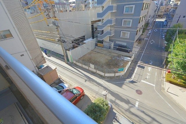 ファミネス大森 バルコニー