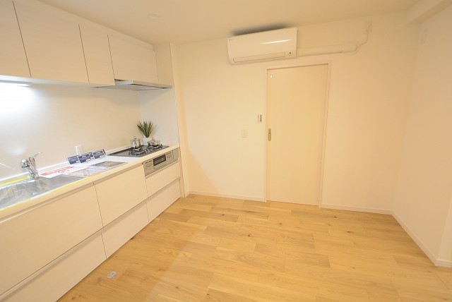 上野ダイカンプラザ