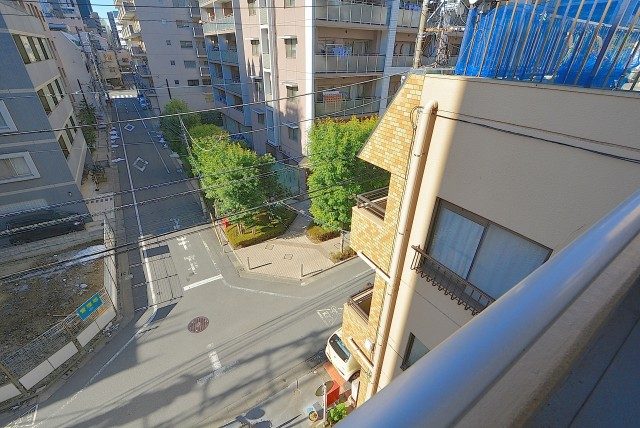 ファミネス大森 バルコニー