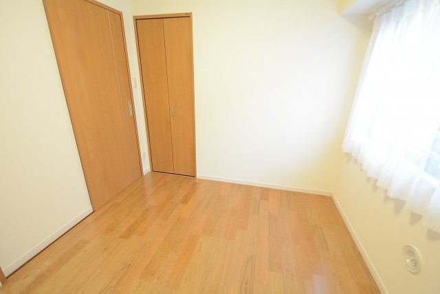 グランベル上野の杜 洋室4.9