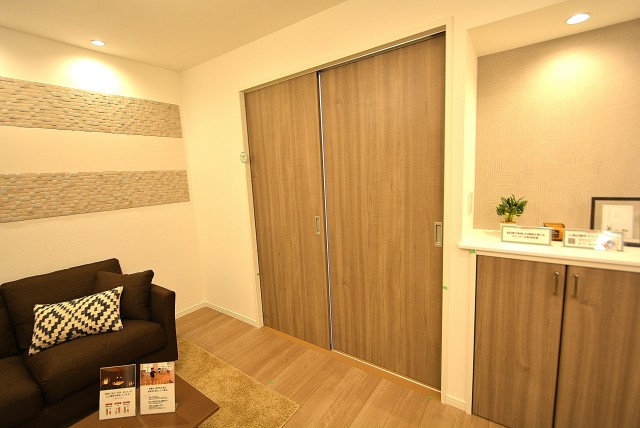 メゾンド―ル代々木 洋室5_8