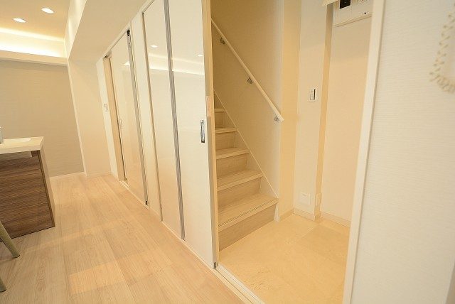 上高井戸第二ハイホーム 階段