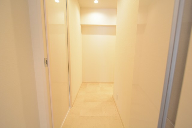 シャンボール柿の木坂 廊下