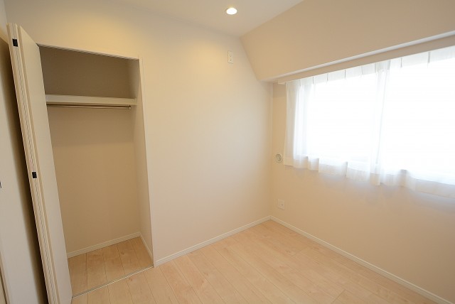 入谷アムフラット 洋室②