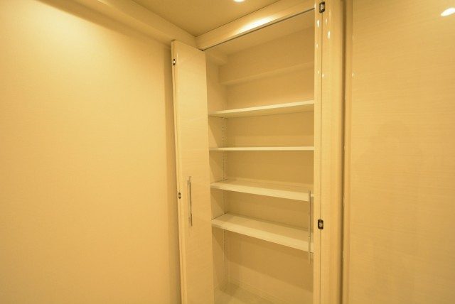 ルネ中野新橋 玄関