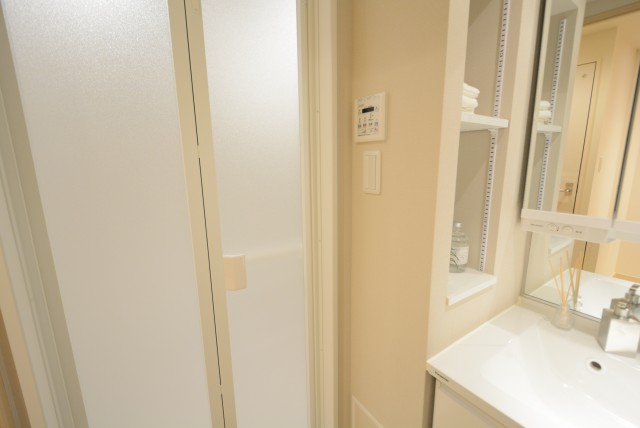 新宿御苑サニーコート バス