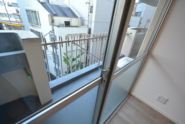 メゾンド―ル代々木 バルコニー