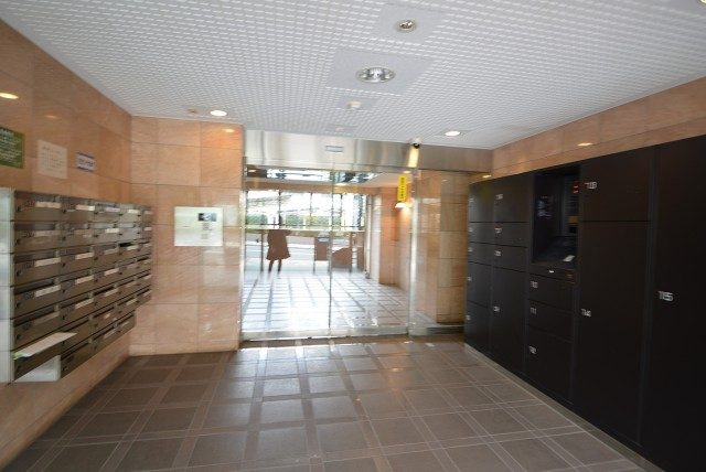 新宿御苑サニーコート エントランス