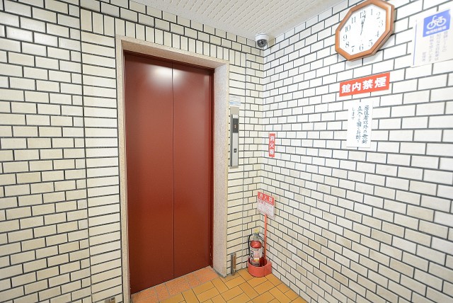 秀和大森レジデンス エントランス