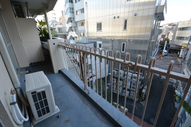 メゾンド―ル代々木 バルコニー