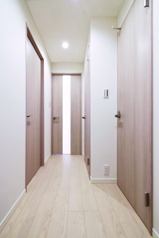 ファミネス大森 玄関