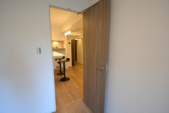 メゾンド―ル代々木 洋室5_8