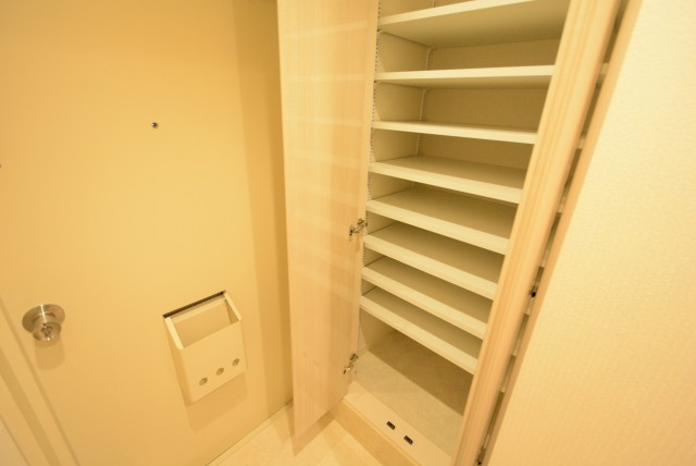 セザール第2中目黒 玄関