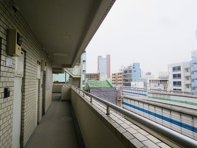 藤和三軒茶屋コープ　共用廊下