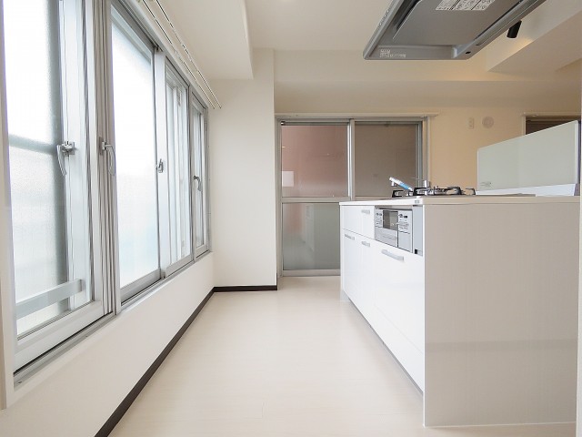 藤和三軒茶屋コープ　LDK約9.5帖