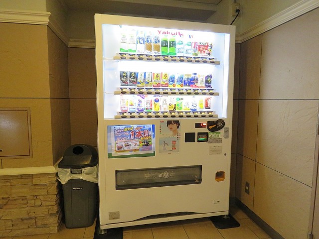 ライオンズマンション大森　共用部の自販機