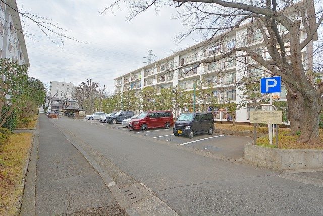 給田西住宅外観