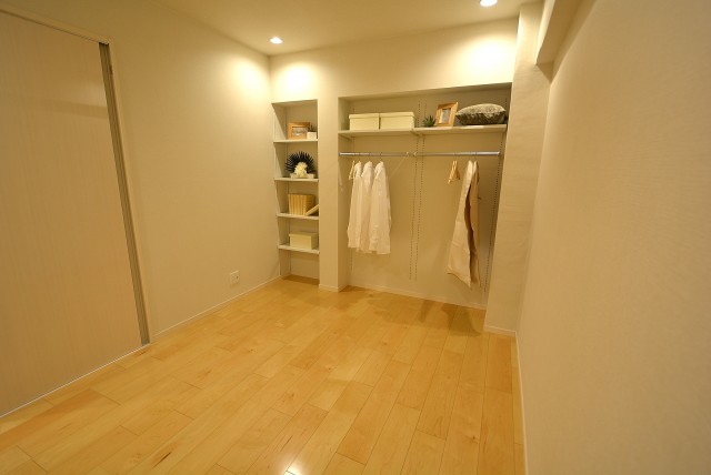 ヴィラロイヤル東中野 洋室S