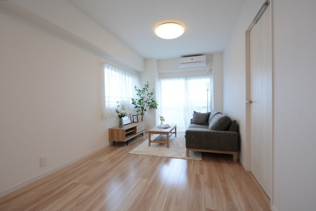 ダイアパレス自由が丘 リビング・ダイニング