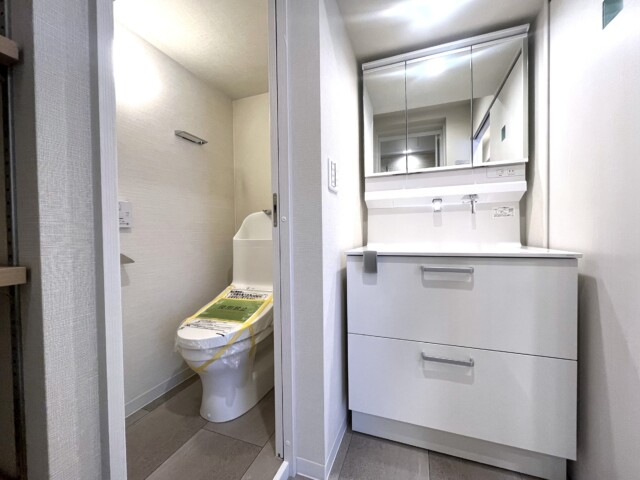 メゾンドール代々木 洗面室