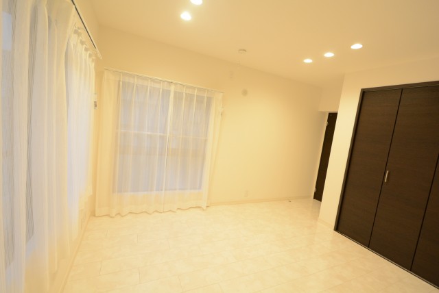 キャッスルマンション荒木町 洋室