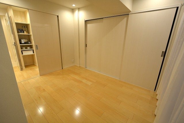 ヴィラロイヤル東中野 洋室