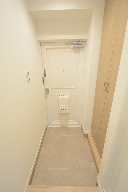 ヴィラロイヤル東中野 玄関