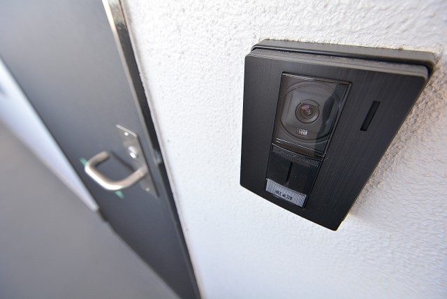 秀和大森レジデンス 玄関