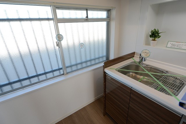 秀和大森レジデンス キッチン