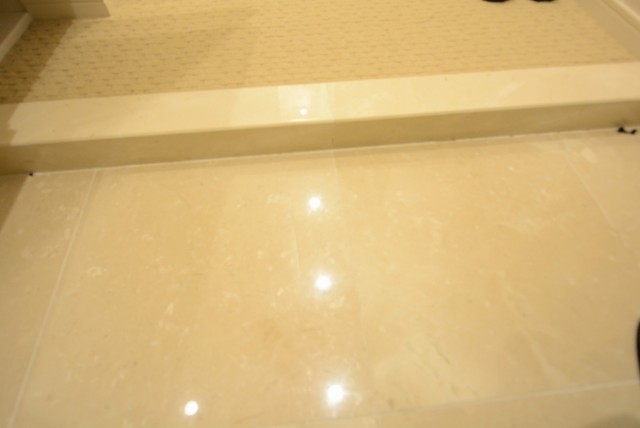 上野毛ハイム1号棟　玄関