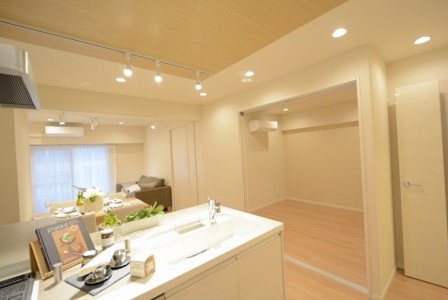 ルネ中野新橋 洋室２