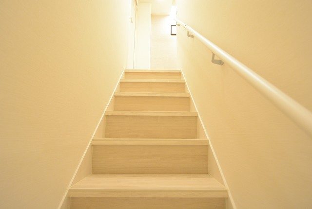 上高井戸第二ハイホーム 階段