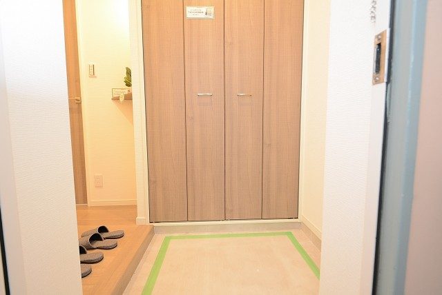 給田西住宅 玄関