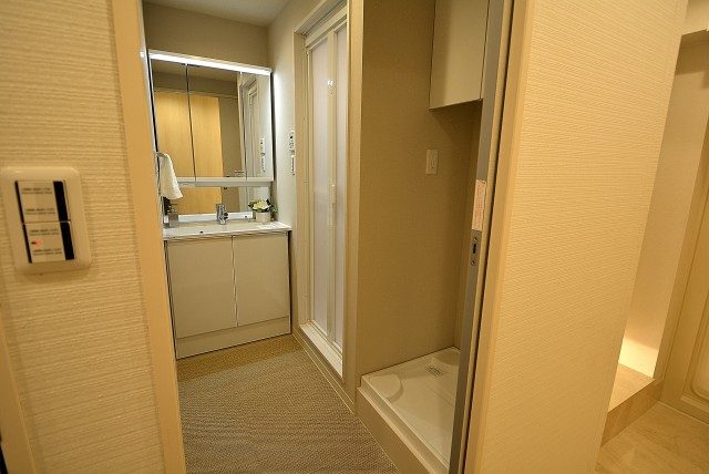 ヴィラロイヤル東中野 洗面