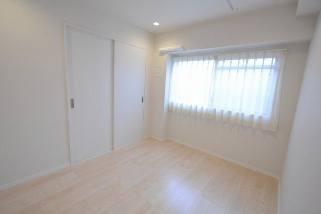 ダイアパレス中野本町 洋室