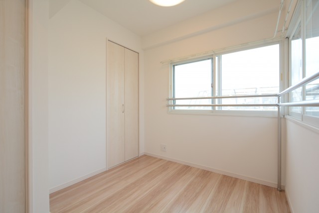 ダイアパレス自由が丘 洋室1