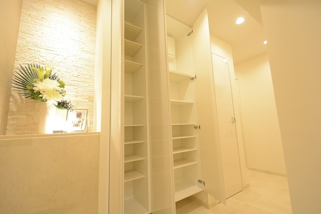 シャンボール柿の木坂 玄関