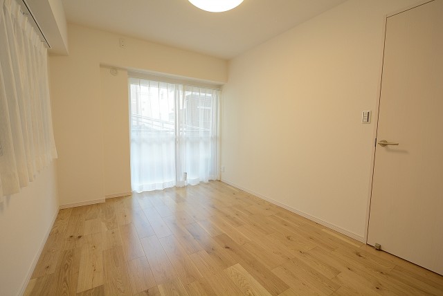 上野ダイカンプラザ